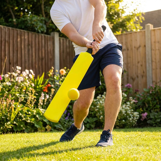 Wooden garden cricket bat for outdoor use - product detail