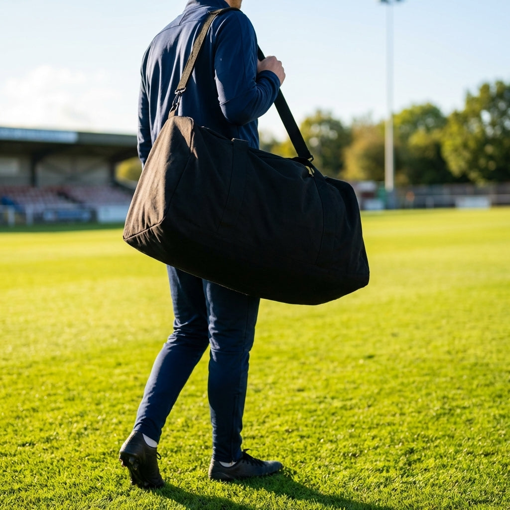 Players Holdall Kit Bag in Black, durable sports bag
