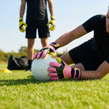 Goalkeeper gloves in various sizes and colours with EVA Foam and latex palm - product detail
