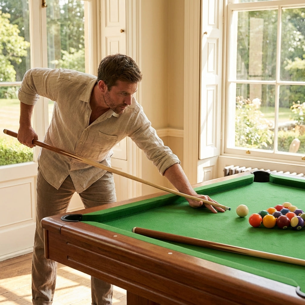 Solid wood pool cues measuring 145cm for snooker and English pool - product detail