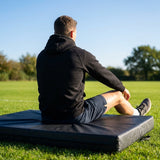 Unisex hoodie in various sizes and colours, ideal for training and casual use