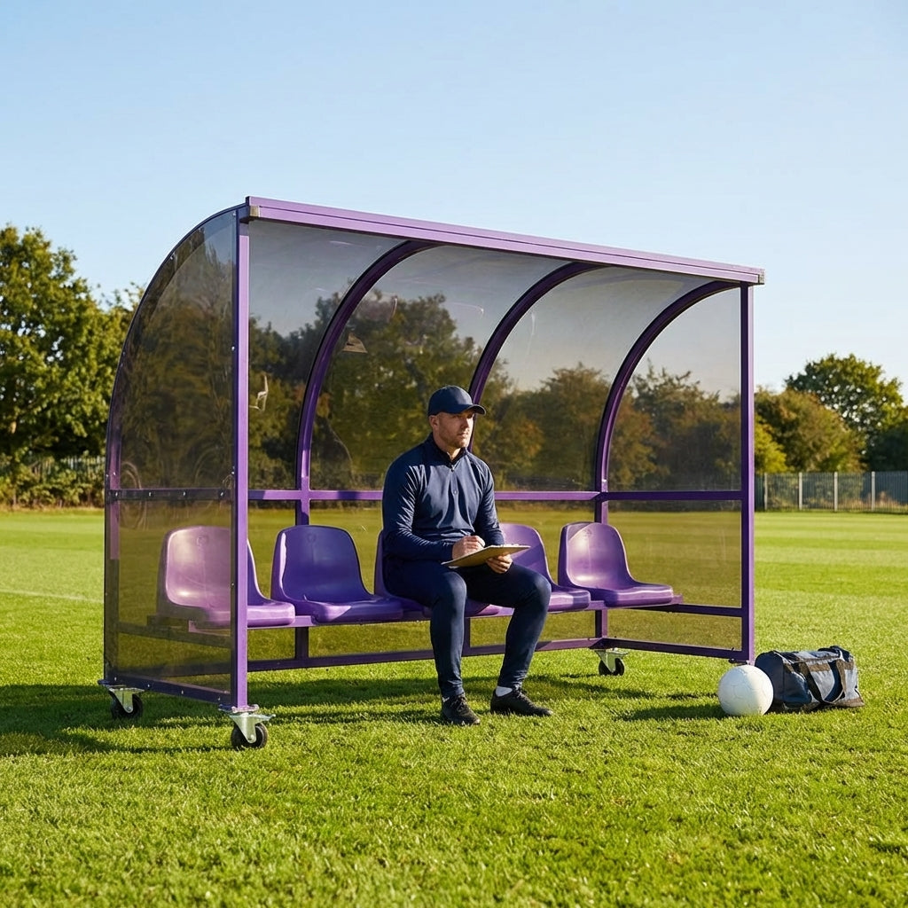 Mobile team shelter with aluminium frame for sports pitches