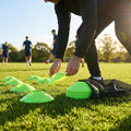 Vibrant flat disc markers for sports training